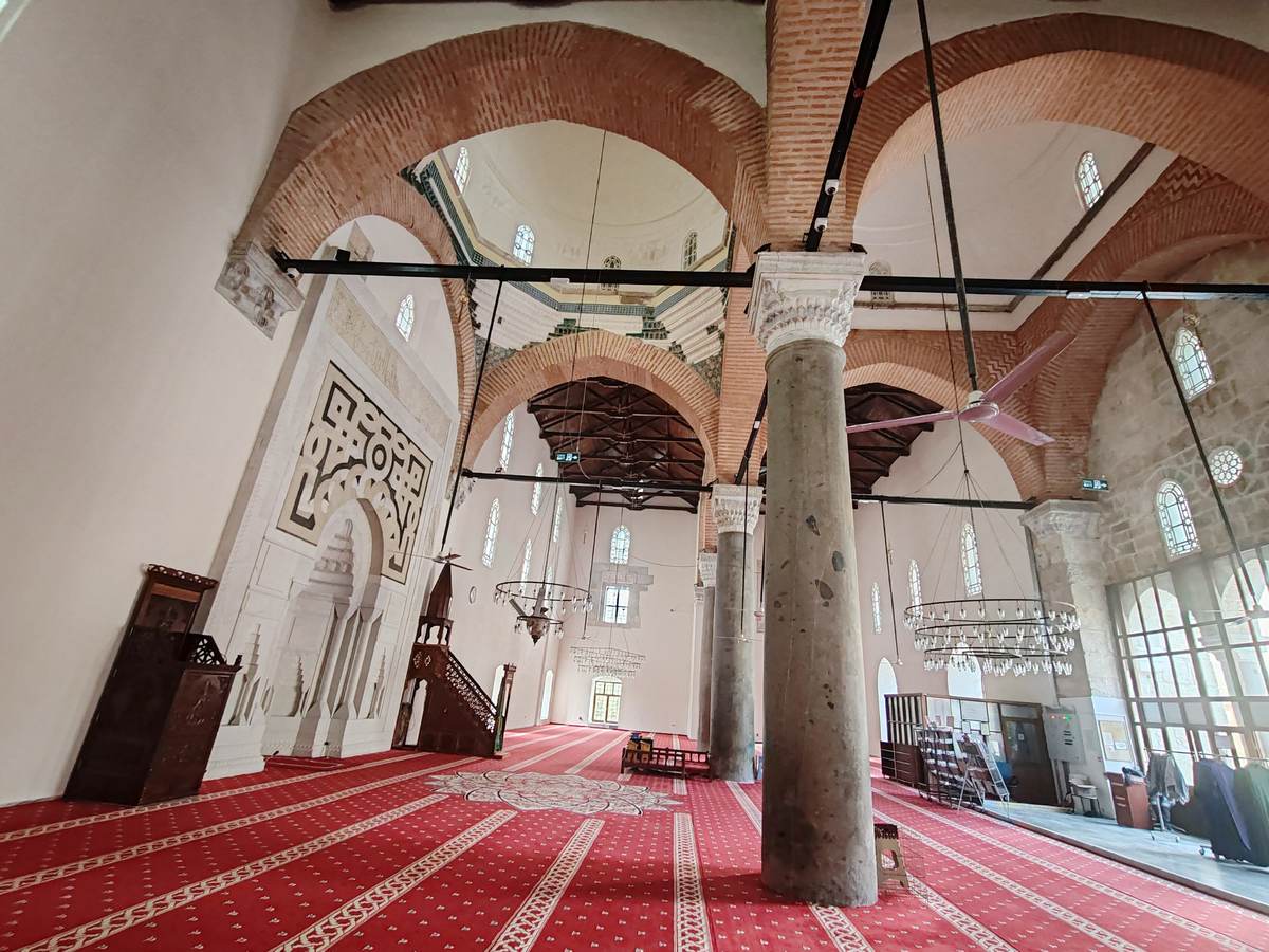 The prayer hall of the İsa Bey Mosque in Selçuk, built in 1374–75, whose granite columns were brought from the ruins of Ephesus